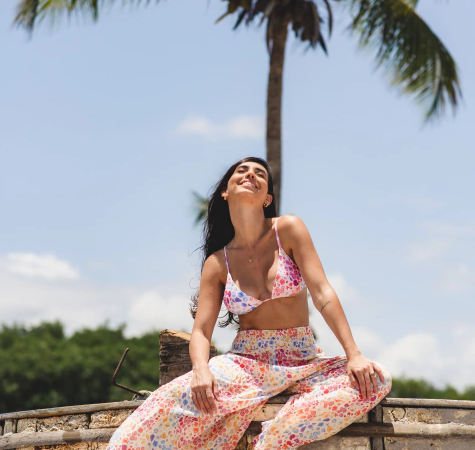 Previsões Estilosas: Os Must-Haves da Moda Praia Feminina