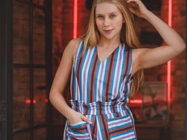 Shorts e saias coloridos: como trazer a vibração do verão para seu look?